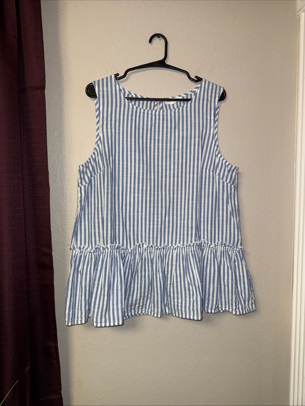 #839 Beach Lunch Lounge Striped Baby Doll Tank Size Large